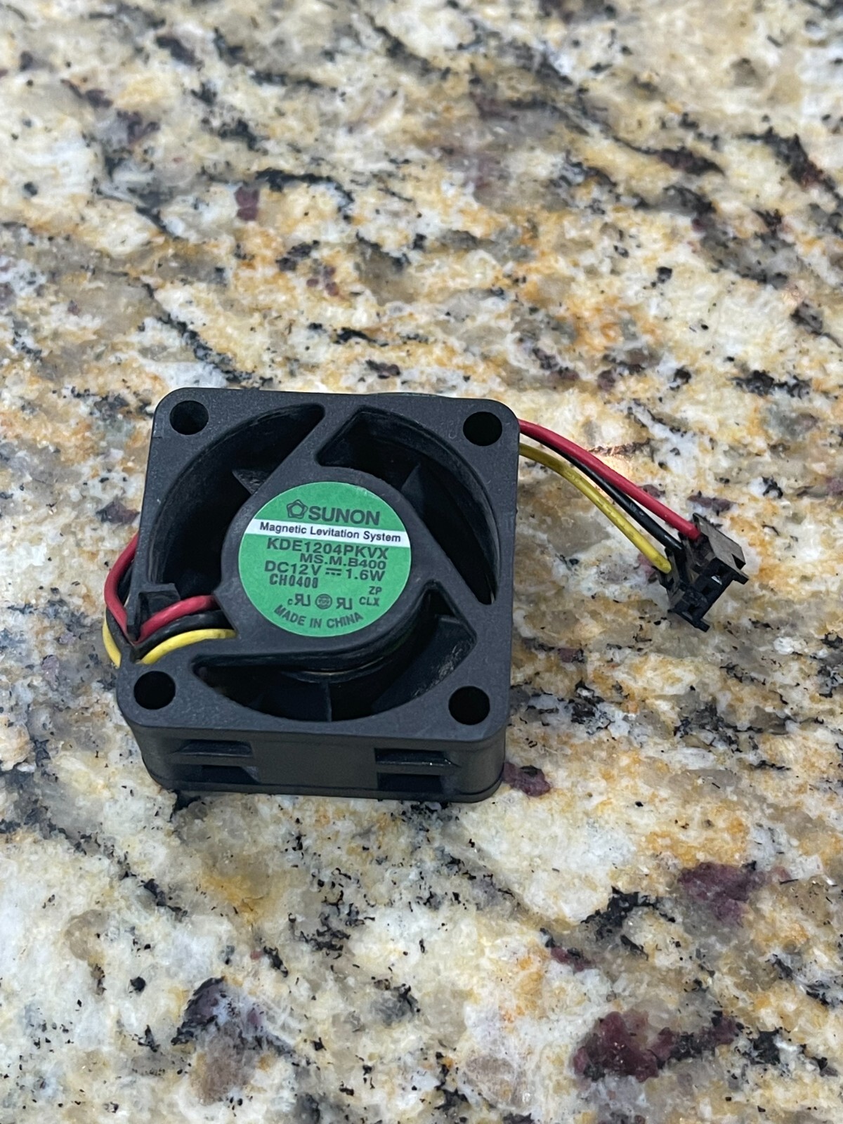 IBM Proventia ISS ABYP-10G-S 40x20mm 2-Pin Fan F8722Q KDE1204PKVX