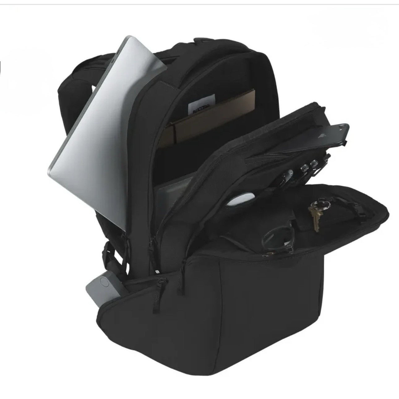 New- Incase ICON 23L Black Padded Nylon Backpack for 16 in Laptops