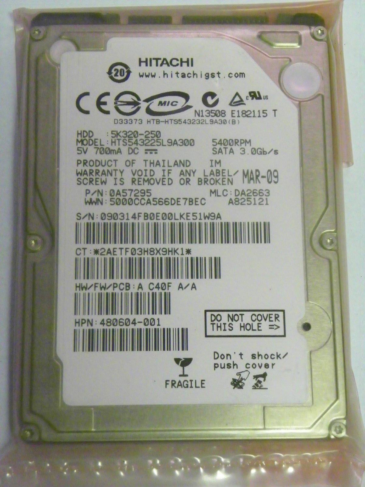 Hitachi HTS543225L9A300 P/N:0A57295 MLC:DA2663 FW: A C40F A/A 250GB 2.5" SATA HD