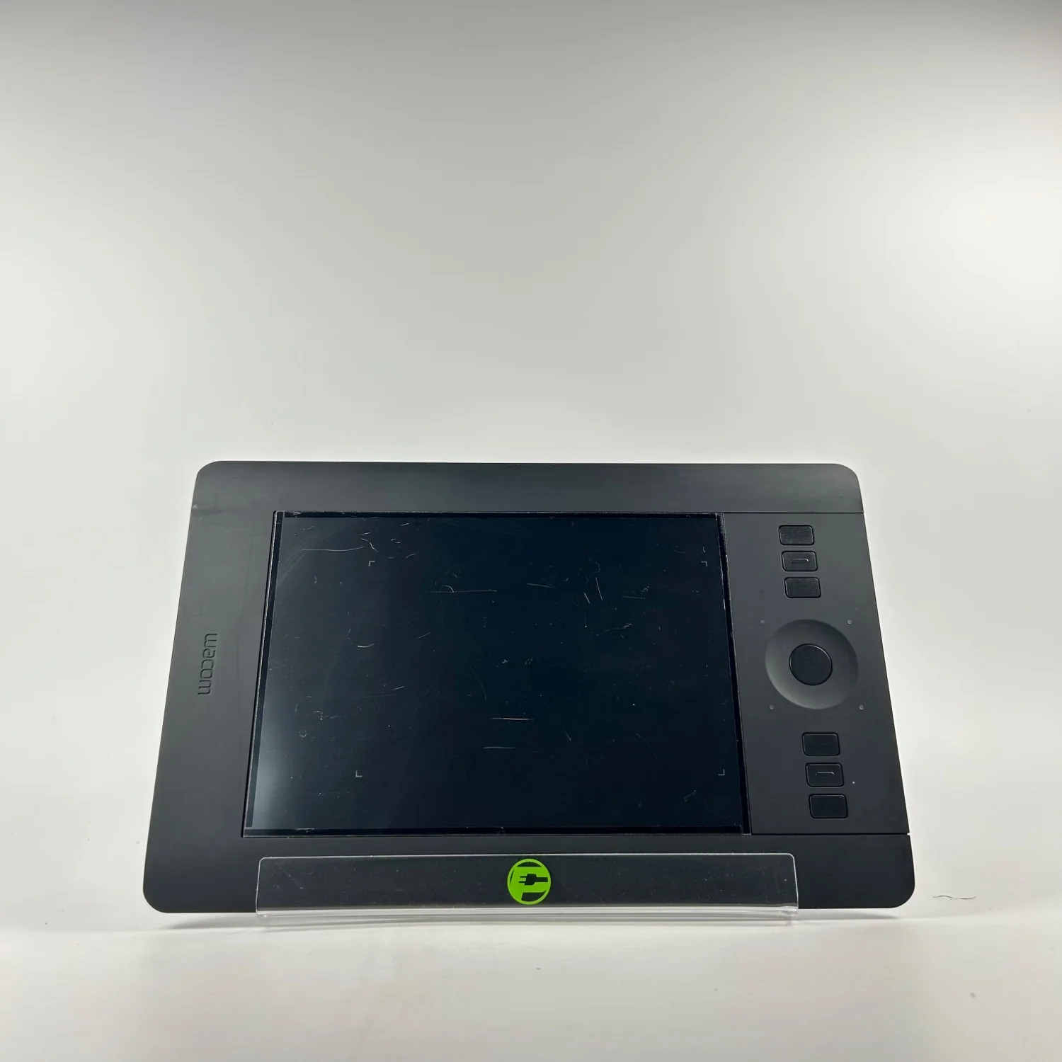 WACOM Intuos Pro Pen Tablet PTH-451