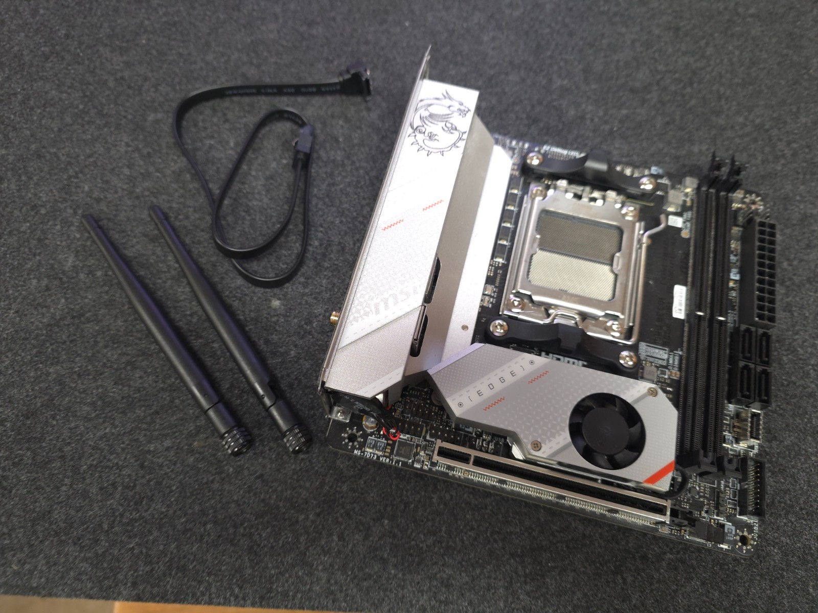 MSI MPG B650I EDGE WIFI AM5 Mini ITX Motherboard