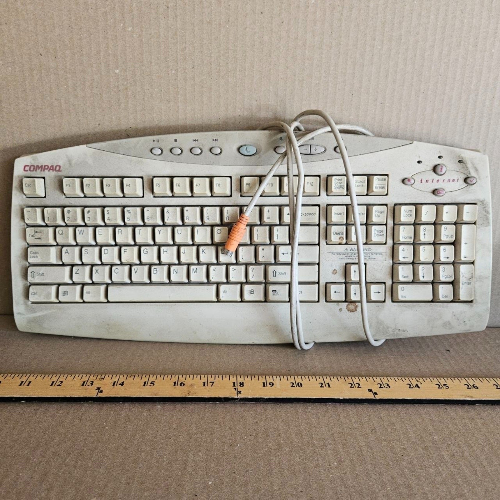 Vintage Compaq SK-2700 PS/2 Keyboard Beige Multimedia Untested Retro PC