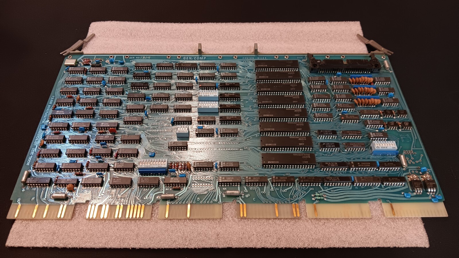 Vintage Digital DEC/GEN/COMP Model 2033 asynchronous multiplexer REV C3 (B9)