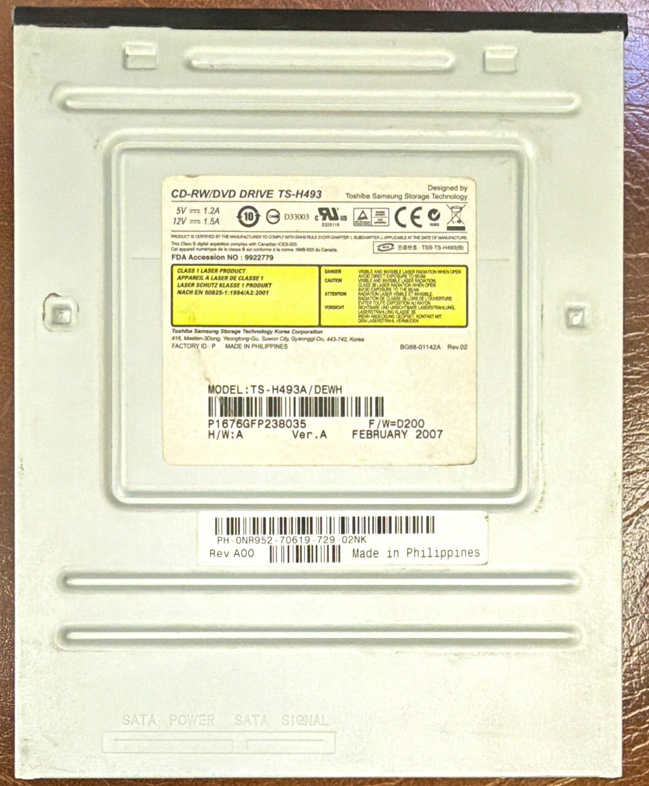 Toshiba Samsung TS-H493A/DEWH TS-H493 SATA 5.25" CD-RW/DVD-ROM Silver PC