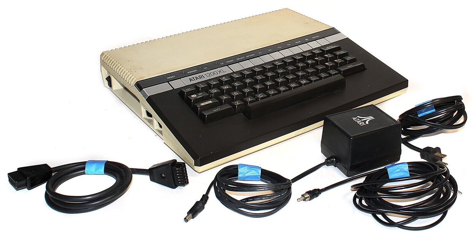Vintage Atari 1200XL Console - Untested - Powers On - Broken Space Bar
