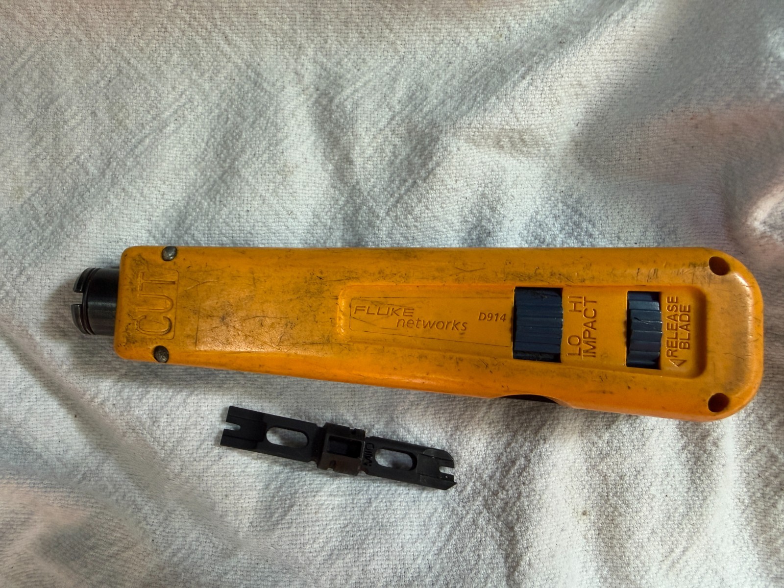 ꙮ Fluke Networks D914S Impact Punch Down Tool /w  Single Blade m110