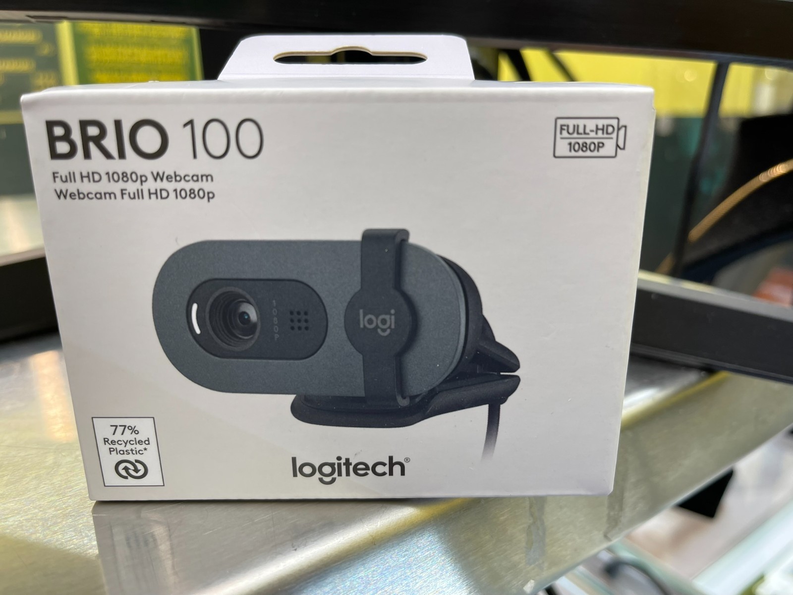 Logitech - Brio 100 1080p Full HD Webcam for Meetings and Streaming - Graphite