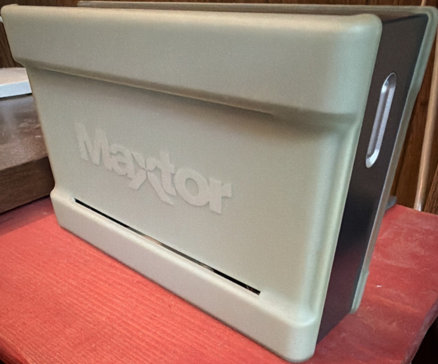 Maxtor PERIPHERALS PTE External Drive USB FireWire Beige Y360KX