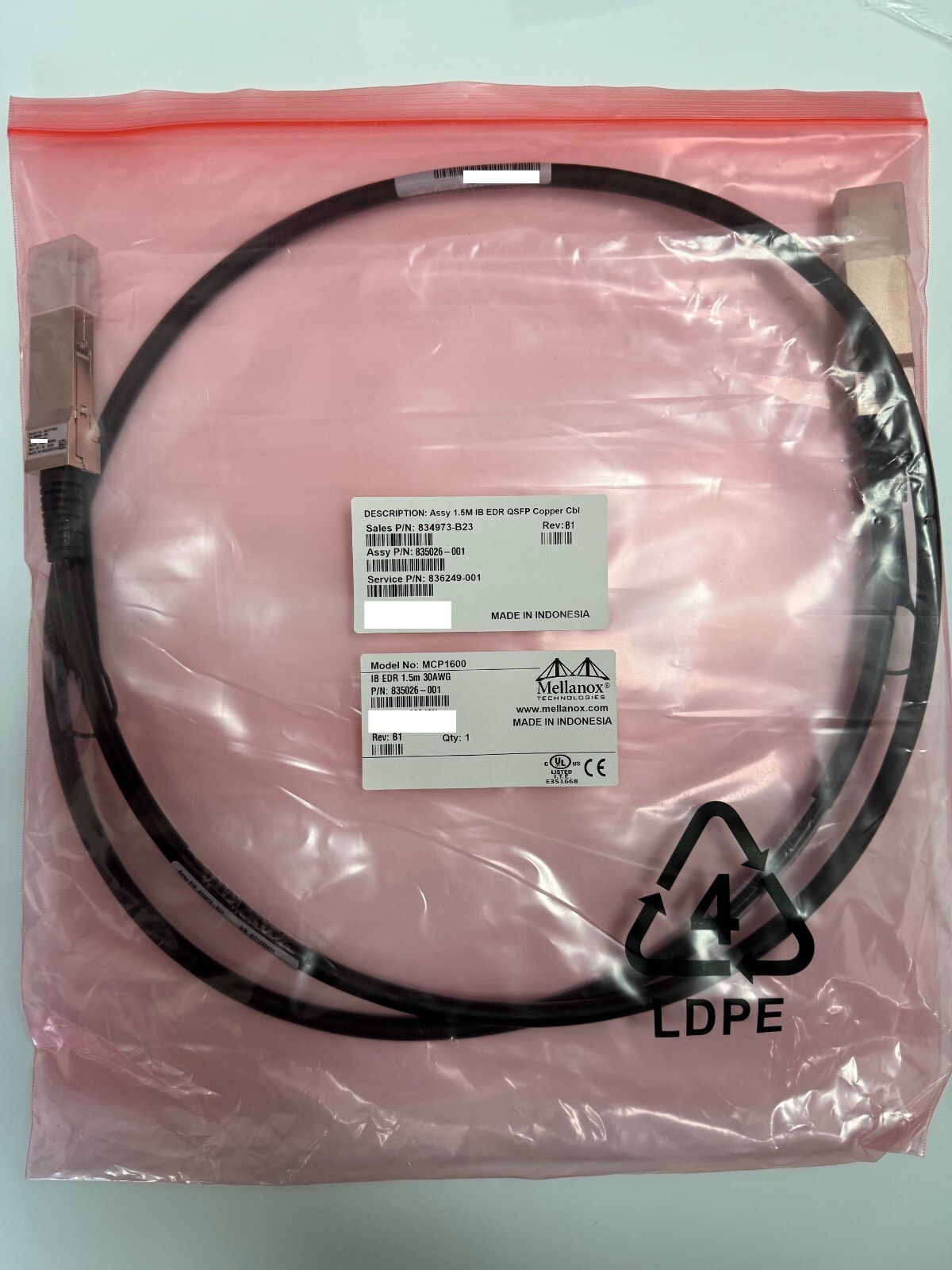 Mellanox  834973-B23 1.5m InfiniBand EDR QSFP Copper Cable