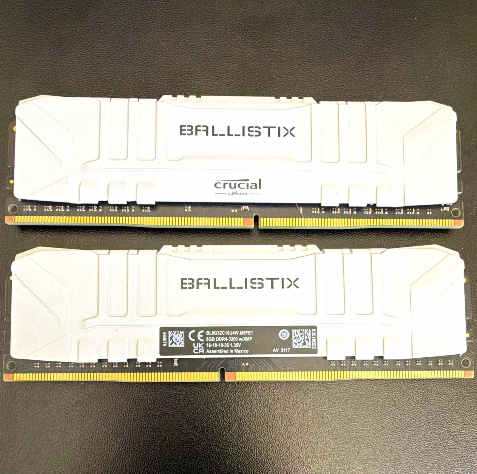 Crucial Ballistix 16GB (2x8GB) DDR4-3200 PC4-25600 288-Pin DIMM XMP