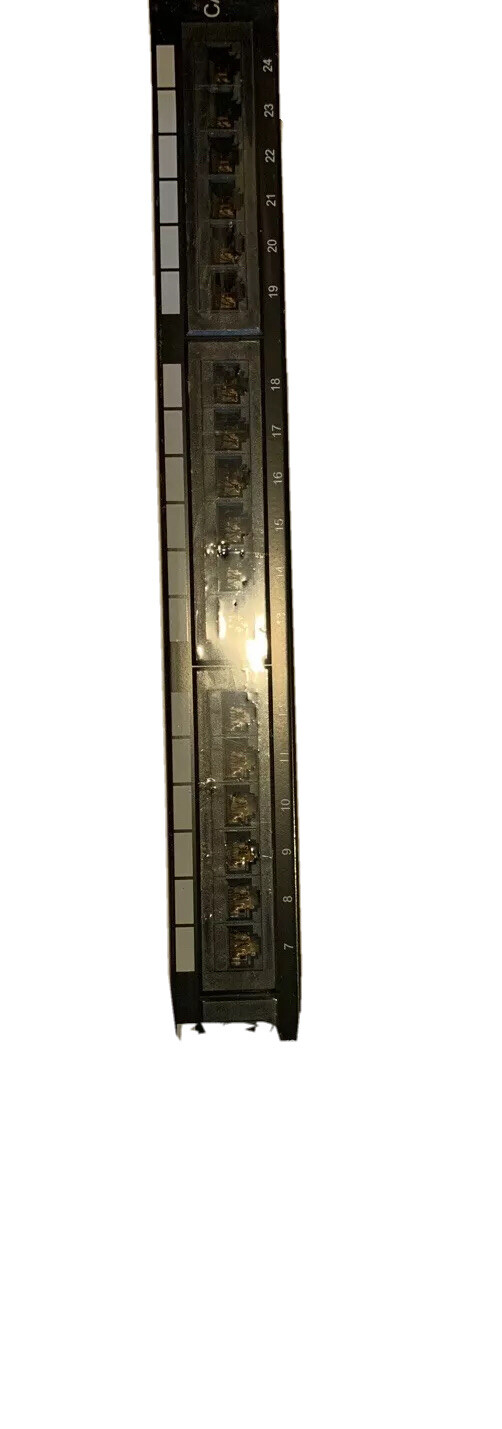 Cable Matters 180011-CAT6 24-Port Rackmount or Wallmount Patch Panel