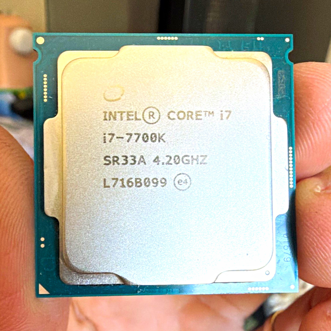Intel Core i7-7700K 4.20GHz LGA1151 4-Core 8GT/s 8MB L3 SR33A