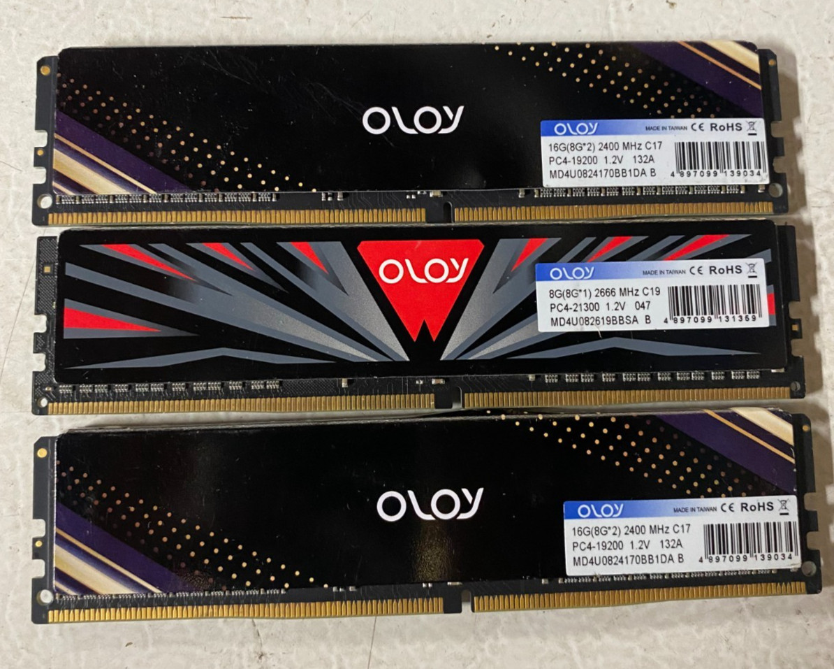 Lot of 3 OLOy 24GB Total (3x8GB) PC4-19200/21300 2400/2666 DIMM Desktop Ram