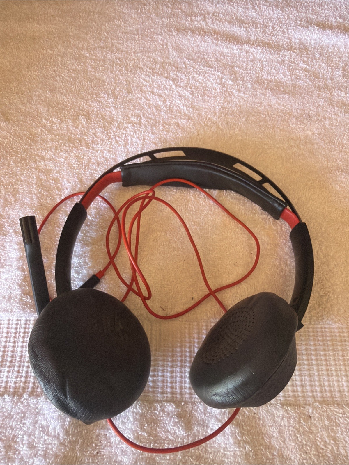 Poly Blackwire 5220 wired dual-ear headsets featuring red / Black