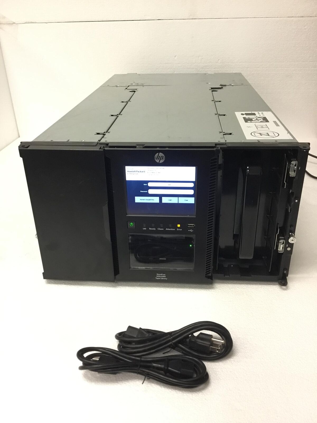 HP StoreEver MSL6480 Tape Library w/723573-001 LIBRARY Controller, No TapeDrive