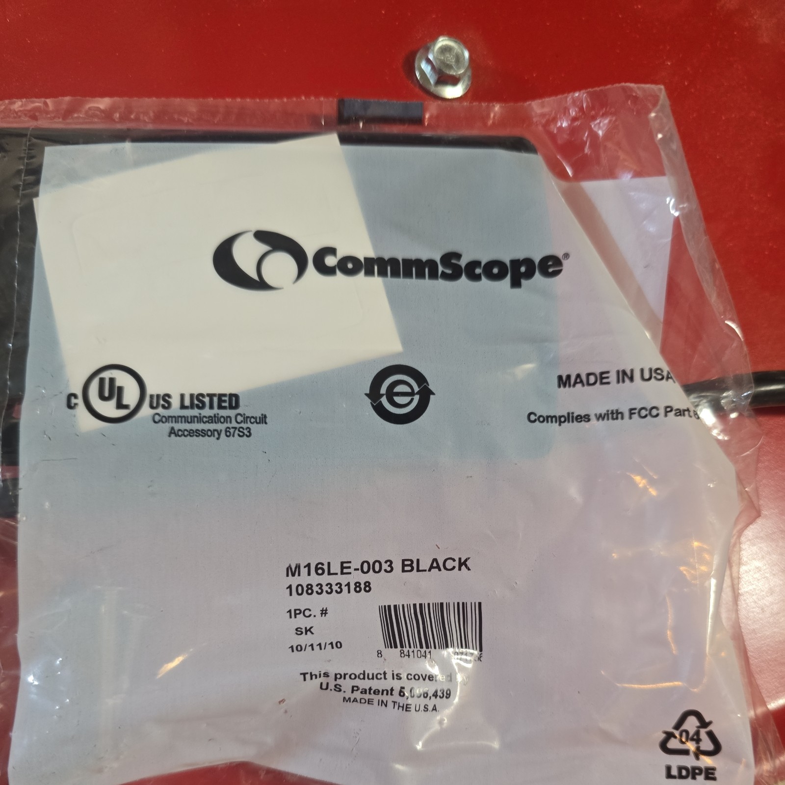 Commscope M16LE-003 Faceplate six Port Black Qty 6 prod ID 108333188