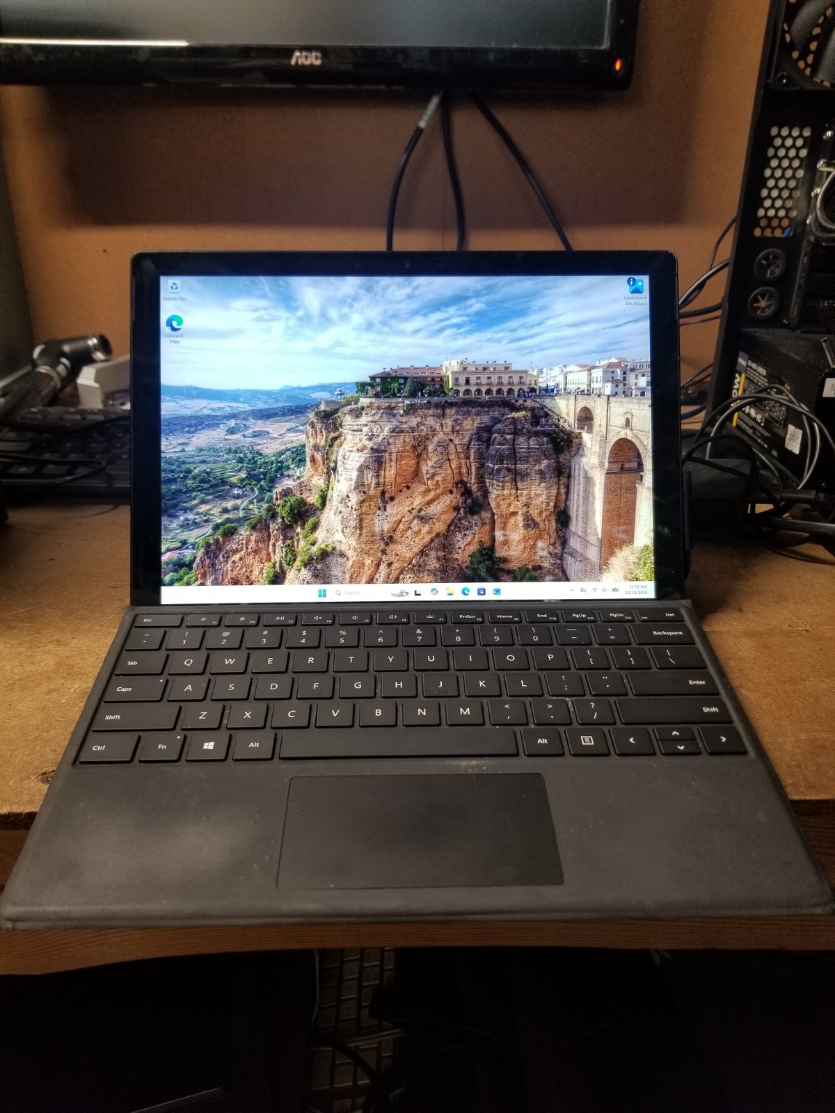 Microsoft Surface Pro 7 1866 i5-1035G4 8GB RAM 256GB Storage Windows 11 Pro