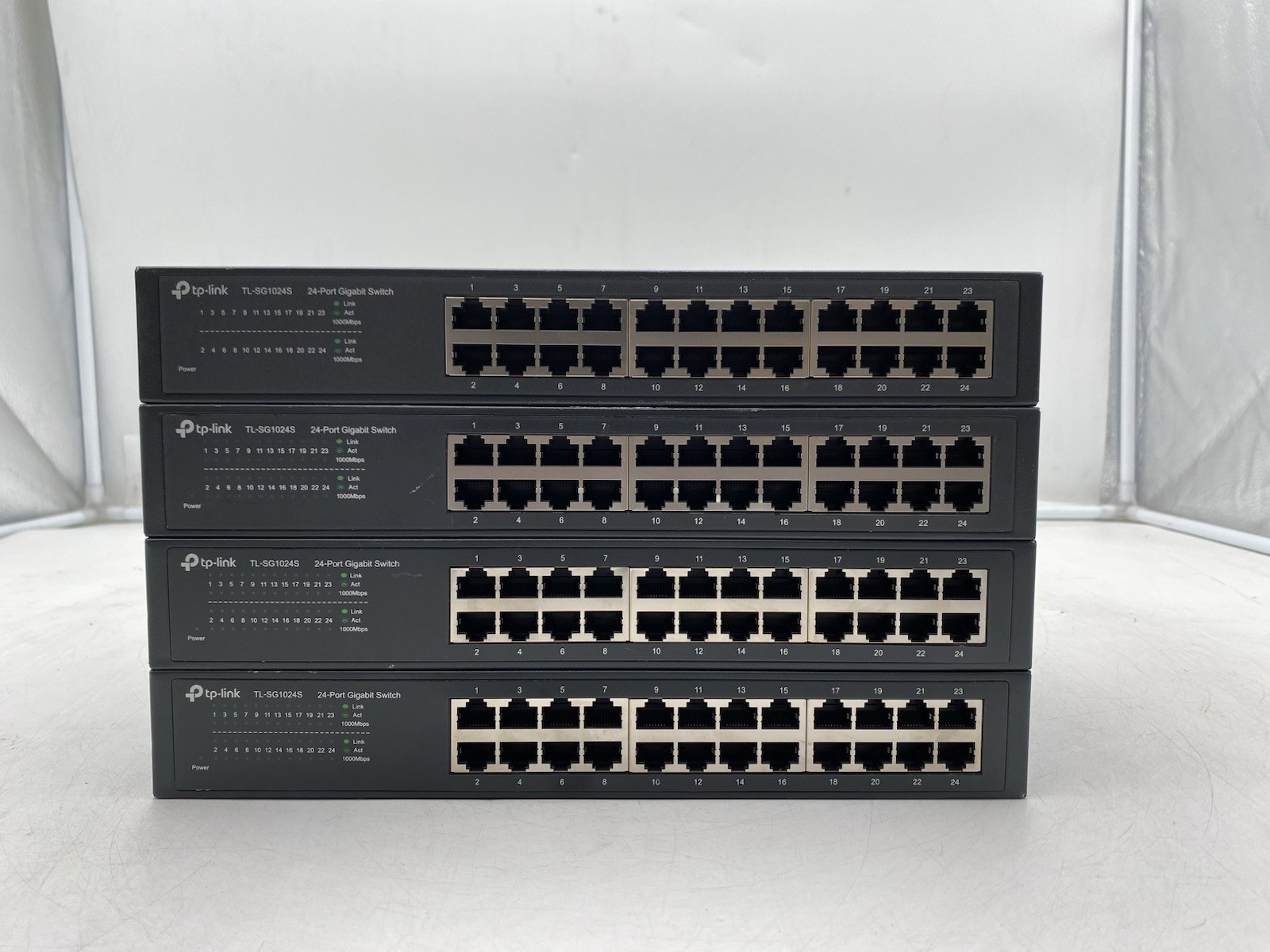 Lot of 4 TP-Link TL-SG1024S 24-Port Gigabit Switch 10/100/1000Mbps