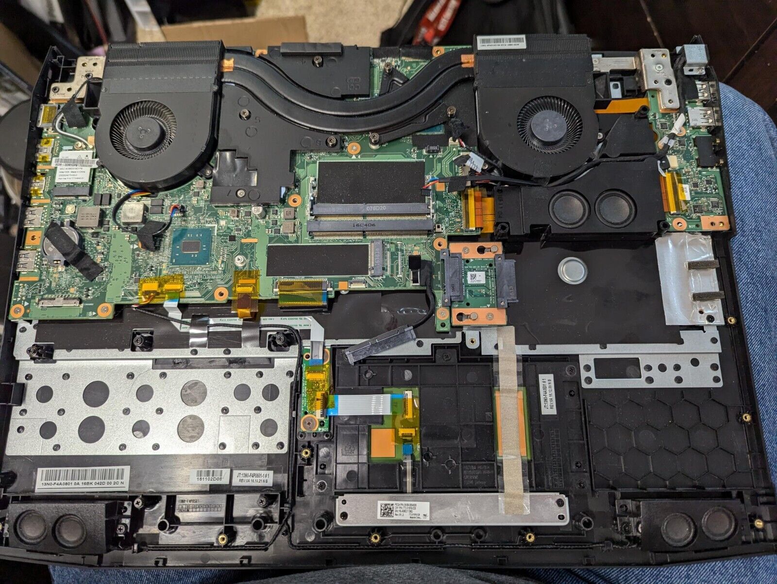 Acer Predator 17 Laptop Intel Core i5-6300HQ Geforce GTX 970M For Parts Broken