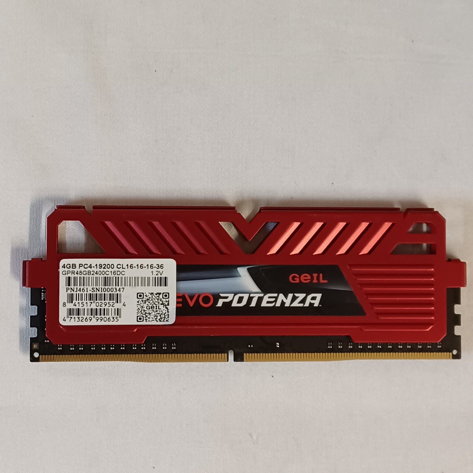 GeIL EVO POTENZA 4GB DDR4-2400 desktop memory module, GPR48GB2400C16DC