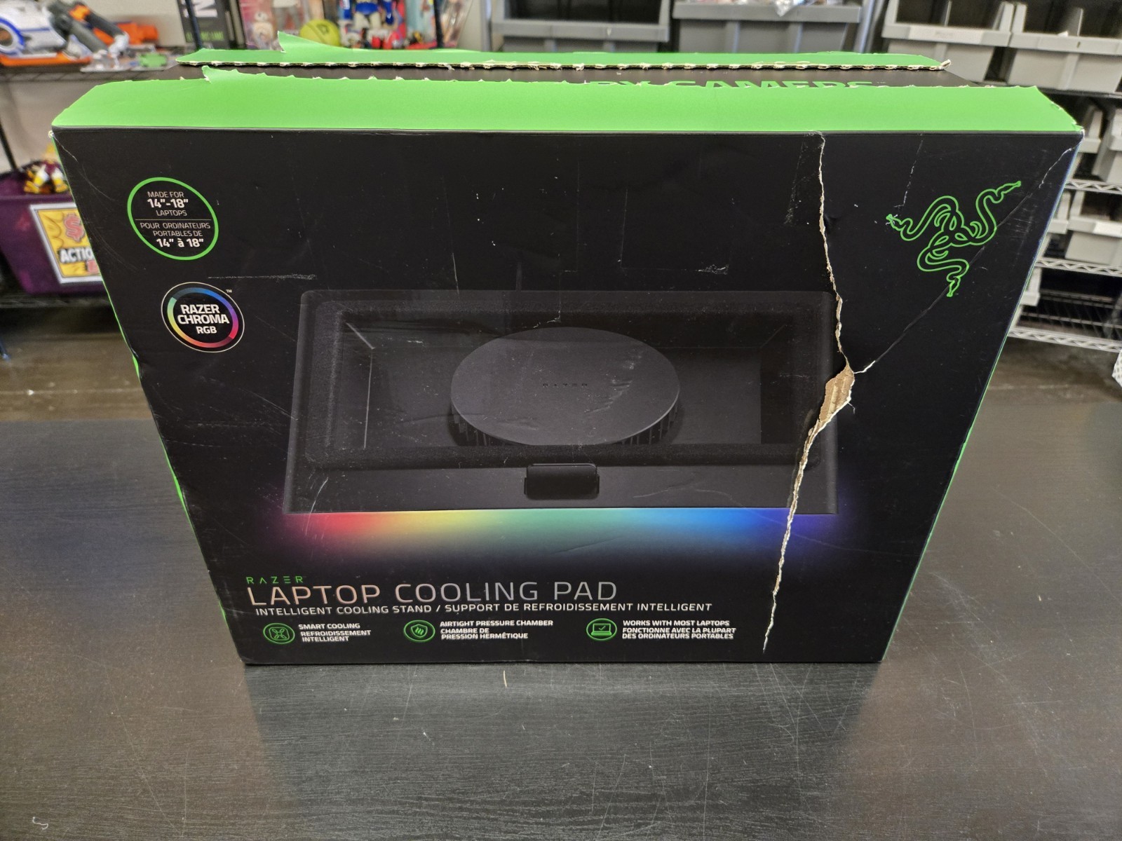 Razer Laptop Cooling Pad Adaptive Smart - Intelligent Fan Control - Airtight	