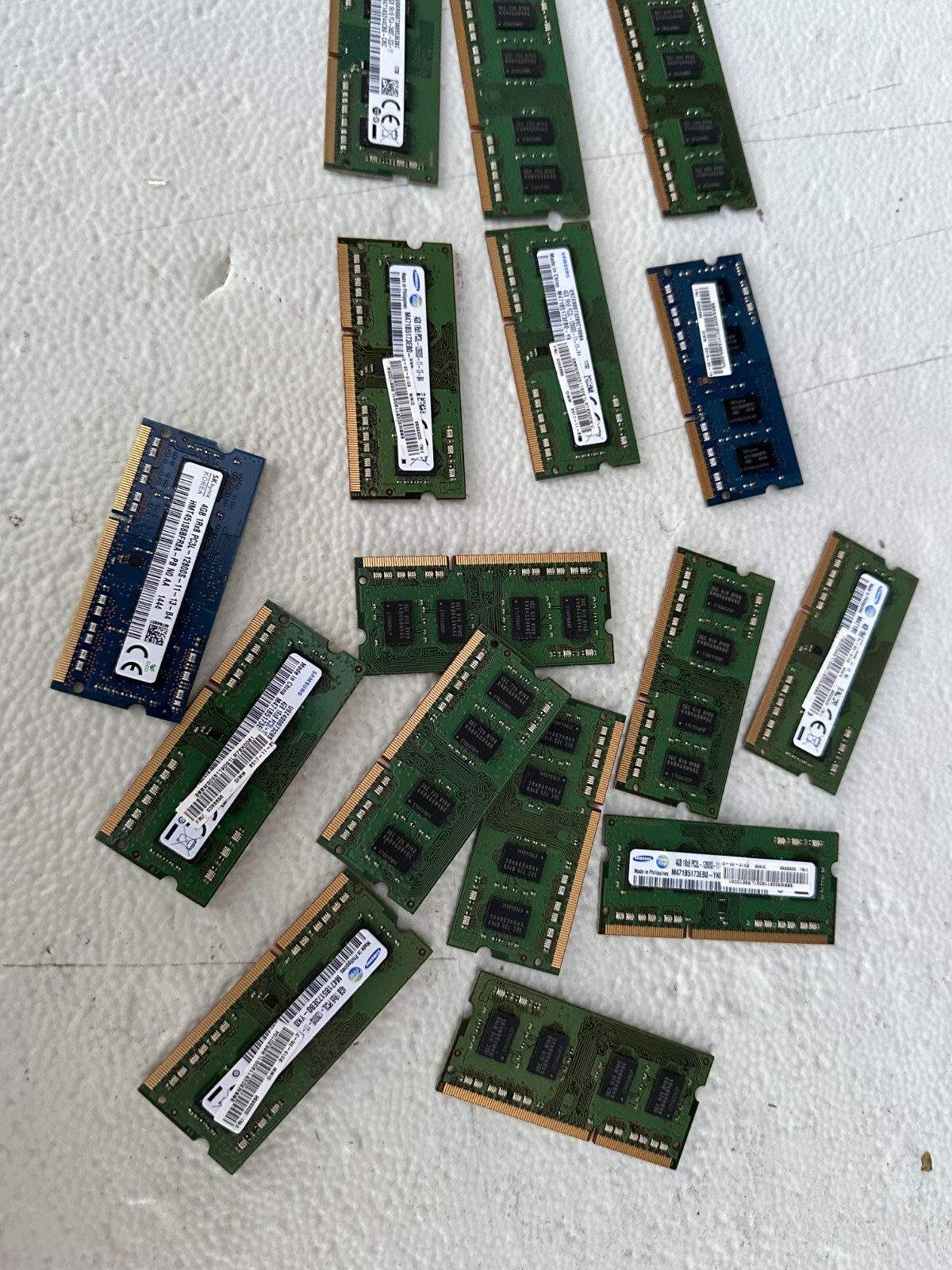 10 Samsung 4GB 1Rx8 PC3L-12800S-11-13-B4 DDR3 RAM Laptop Memory