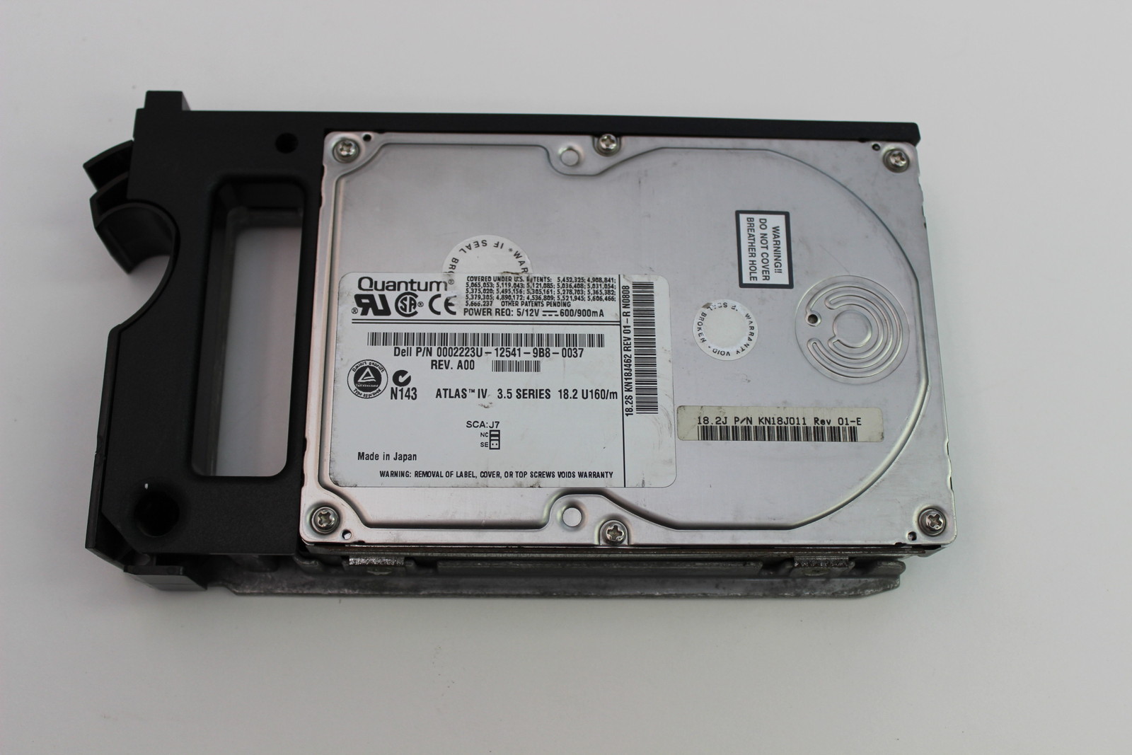 DELL 2223U 18.2GB 80 PIN SCSI HARD DRIVE W/TRAY QUANTUM ATLAS IV 18.2J KN18J011