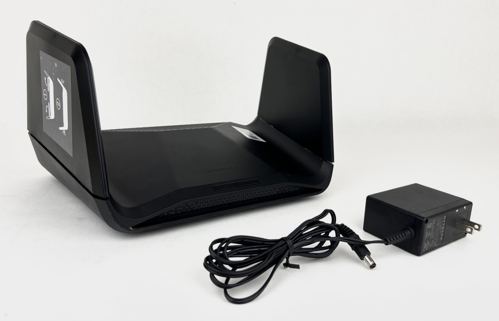 NETGEAR Nighthawk AXE7800 Tri-Band Wi-Fi Router RAXE300-100NAS - Black - U