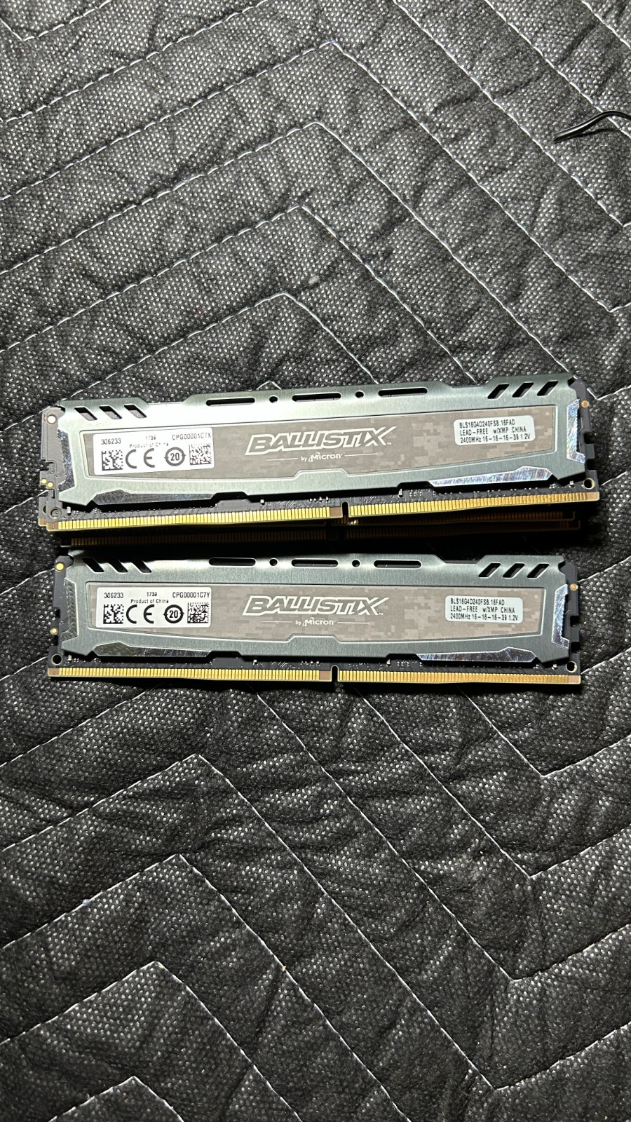 Micron Ballistix DDR4 RAM BLS16G4D240FSB.16FAD (Set of 2 16GB for 32GB total)