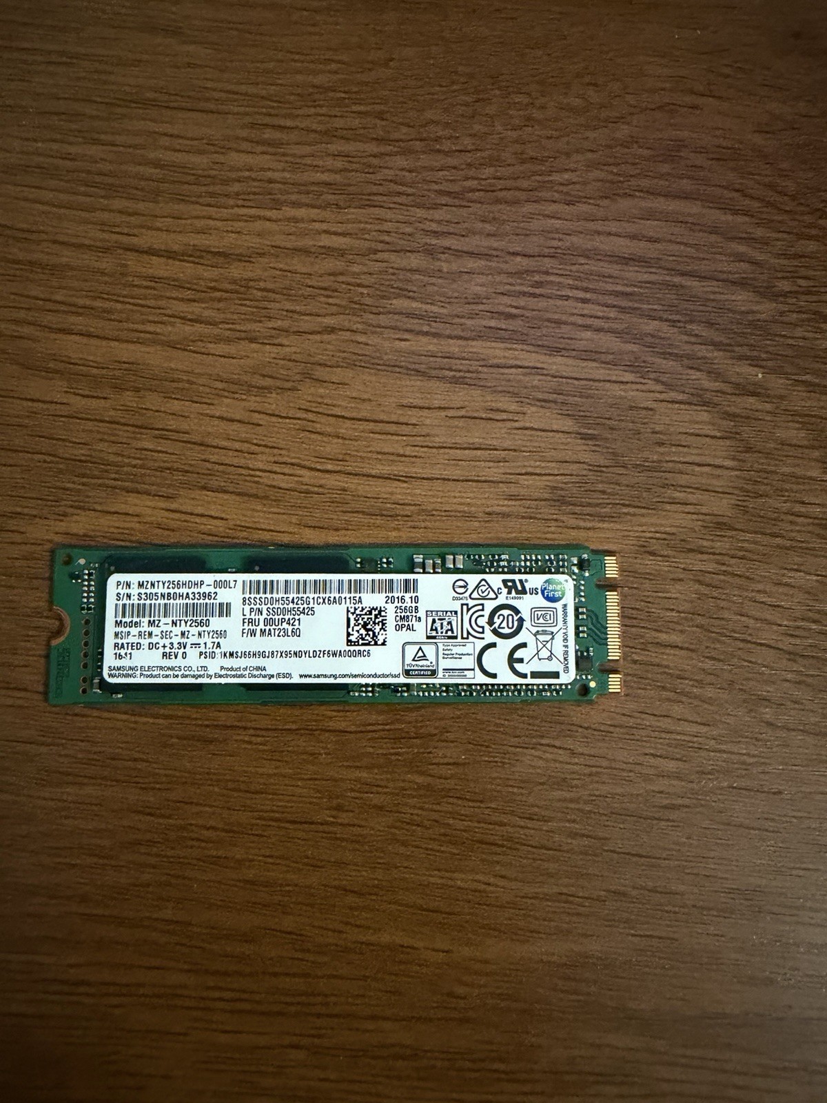 Samsung PM871a MZ-NLN256A 256 GB M.2 80mm Solid State Drive