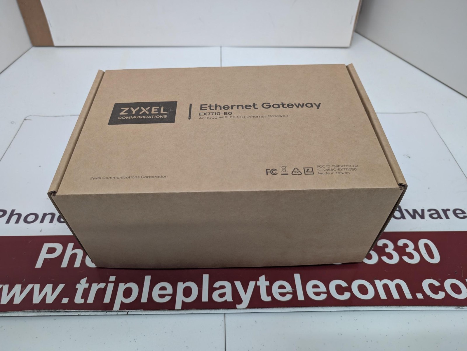 Zyxel EX7710-B0 AX11000 Wi-Fi 6E 10G Ethernet Gateway