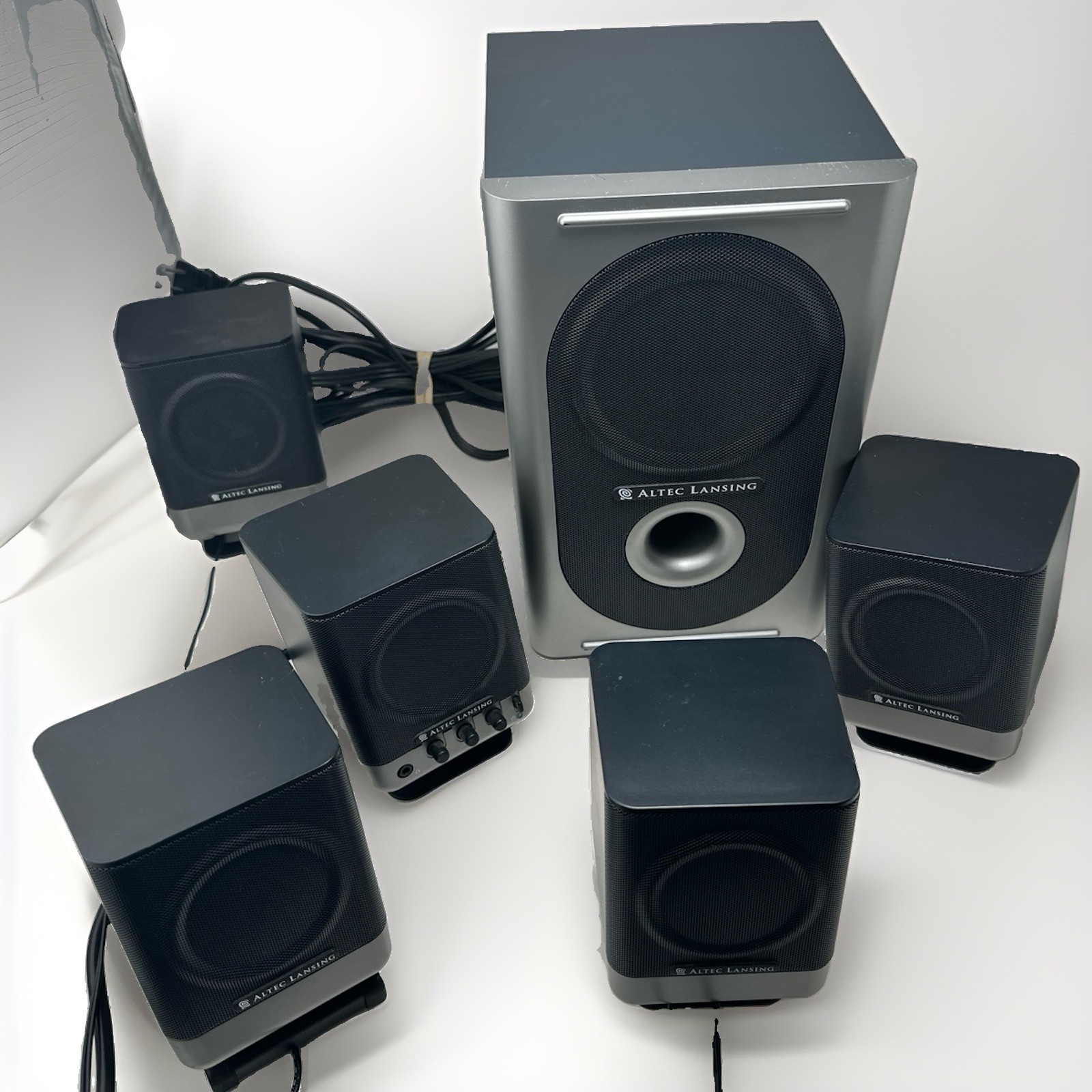 Altec Lansing 251 Computer Gaming Media Theater 5.1 Surround 6 Speaker 90 Watt