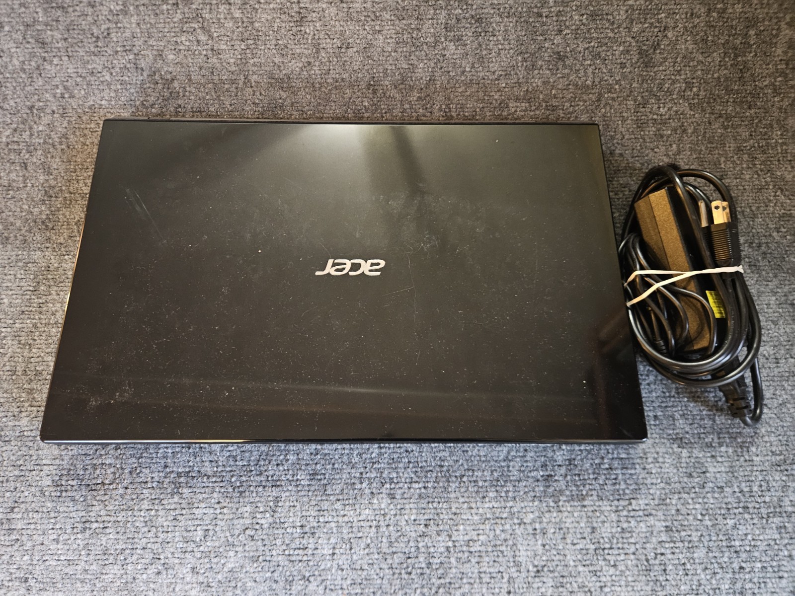 Acer Aspire 17in i5 2013 Laptop V3-771G-6485 READ
