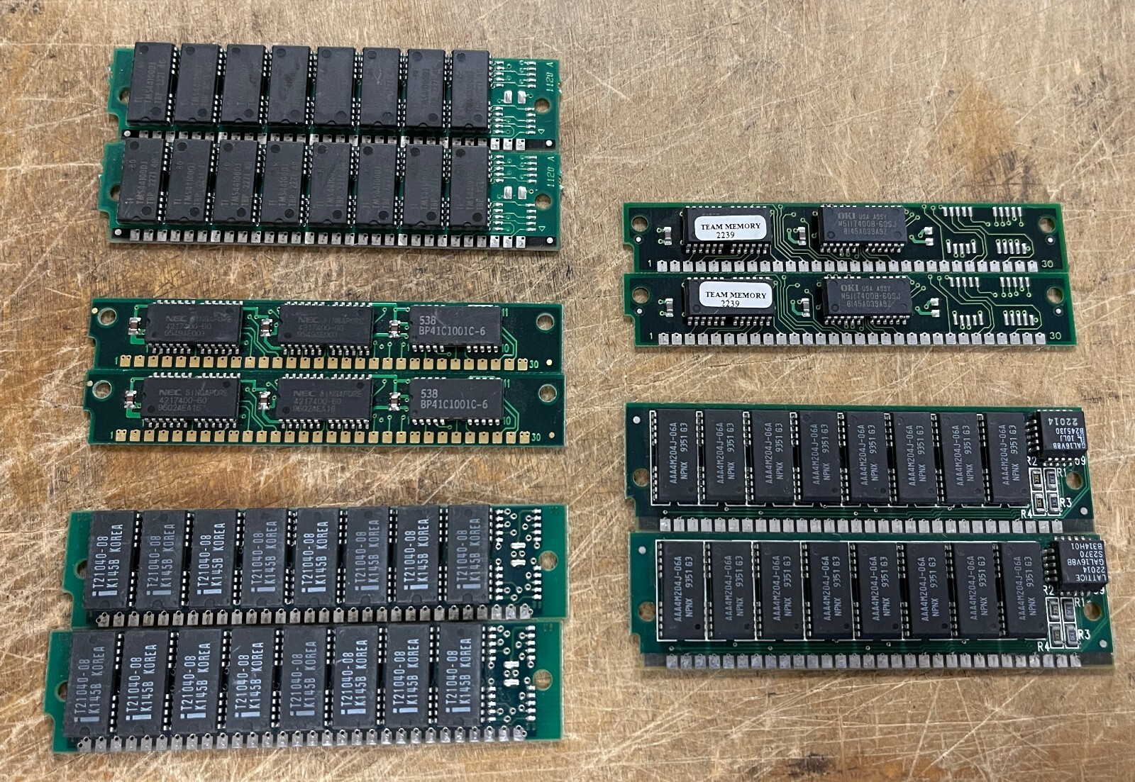 Set of 2 x 4MB 30-pin SIMM MATCHED PAIR TESTED and WORKING
