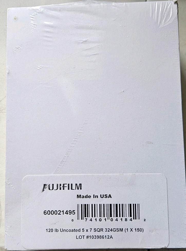 FUJIFILM Uncoated 5x7 SQR 324GSM 1x150 Scalloped Card 120lbs