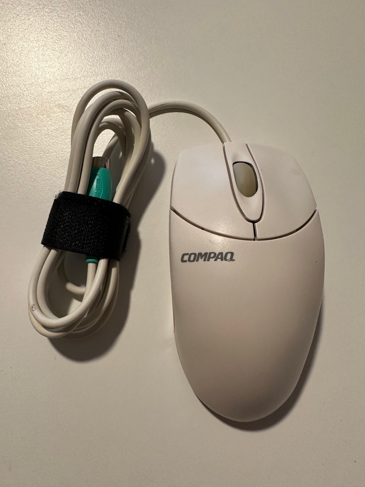 Compaq OEM Logitech M-S48A PS/2 2 Button Scroll Wheel Roller Ball Mouse