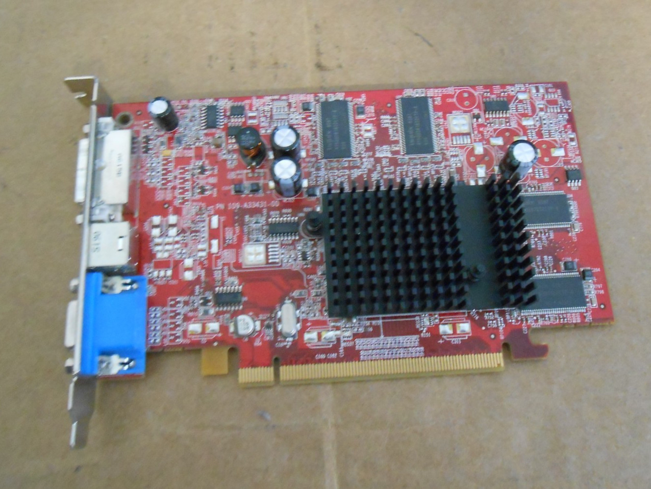 Dell JH471 0JH471  ATI Radeon X600 PCI-e Video Card