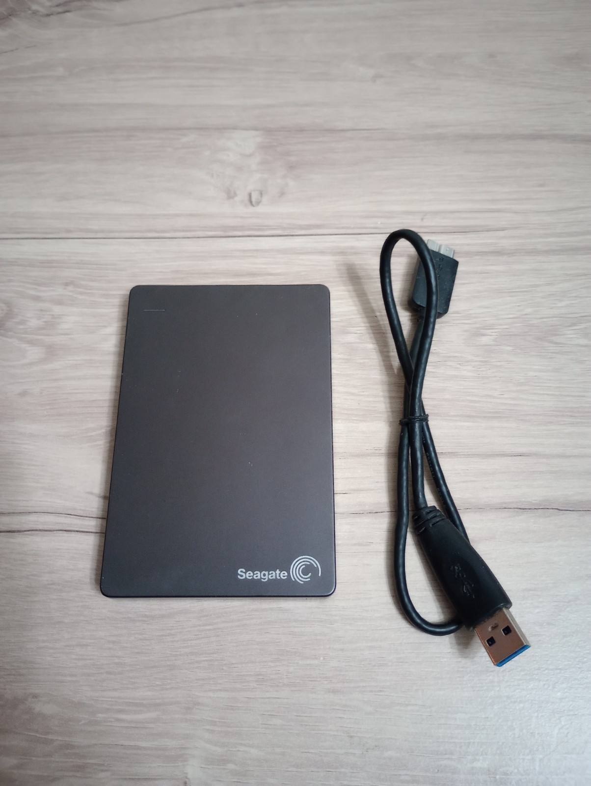 Seagate Backup Plus 1TB Portable External Hard Drive USB SRD00F1 