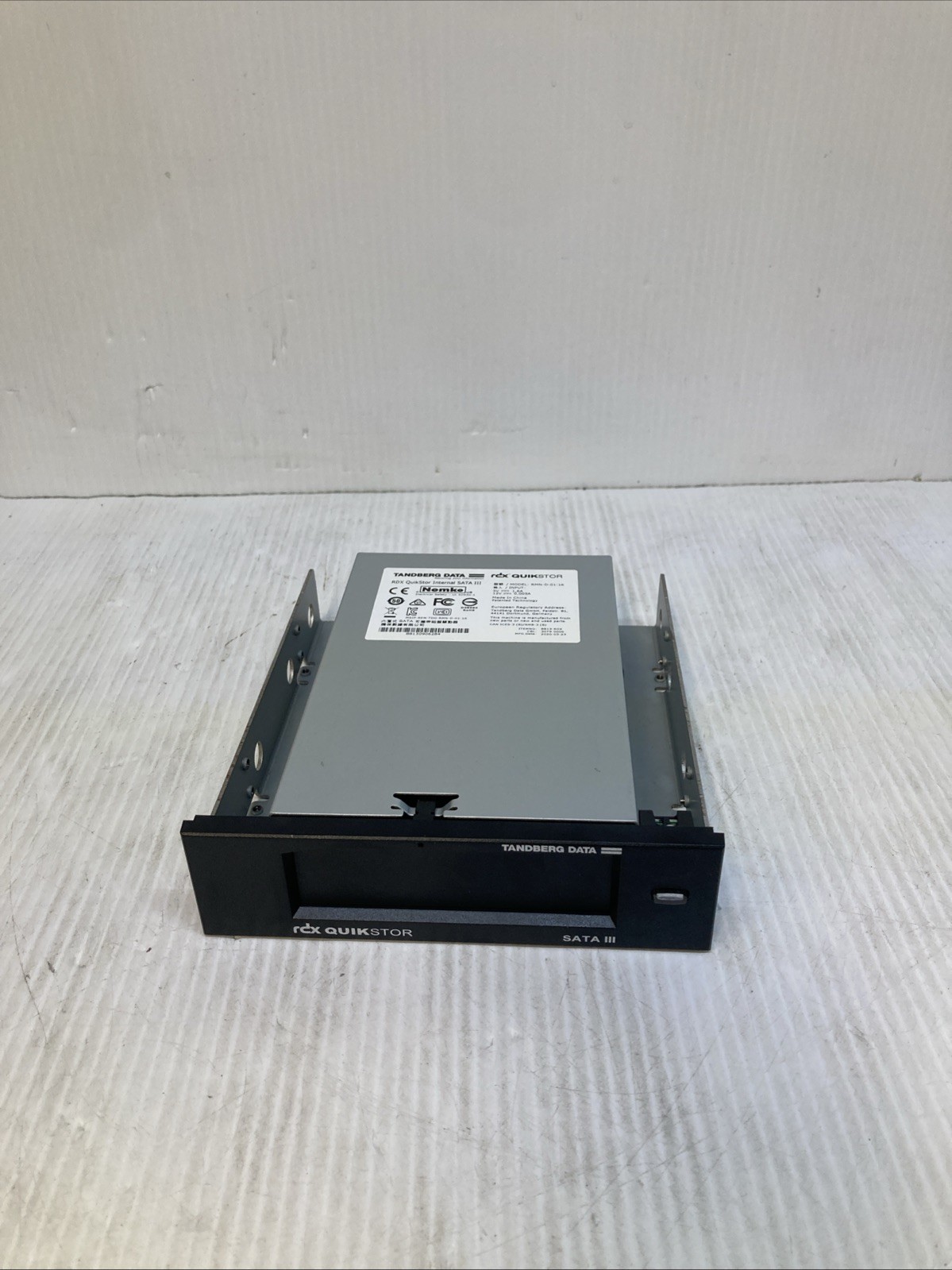 Tandberg Data RDX Quikstor Interne SATA III 5,25 " Lecteur RDX Drive SATA _