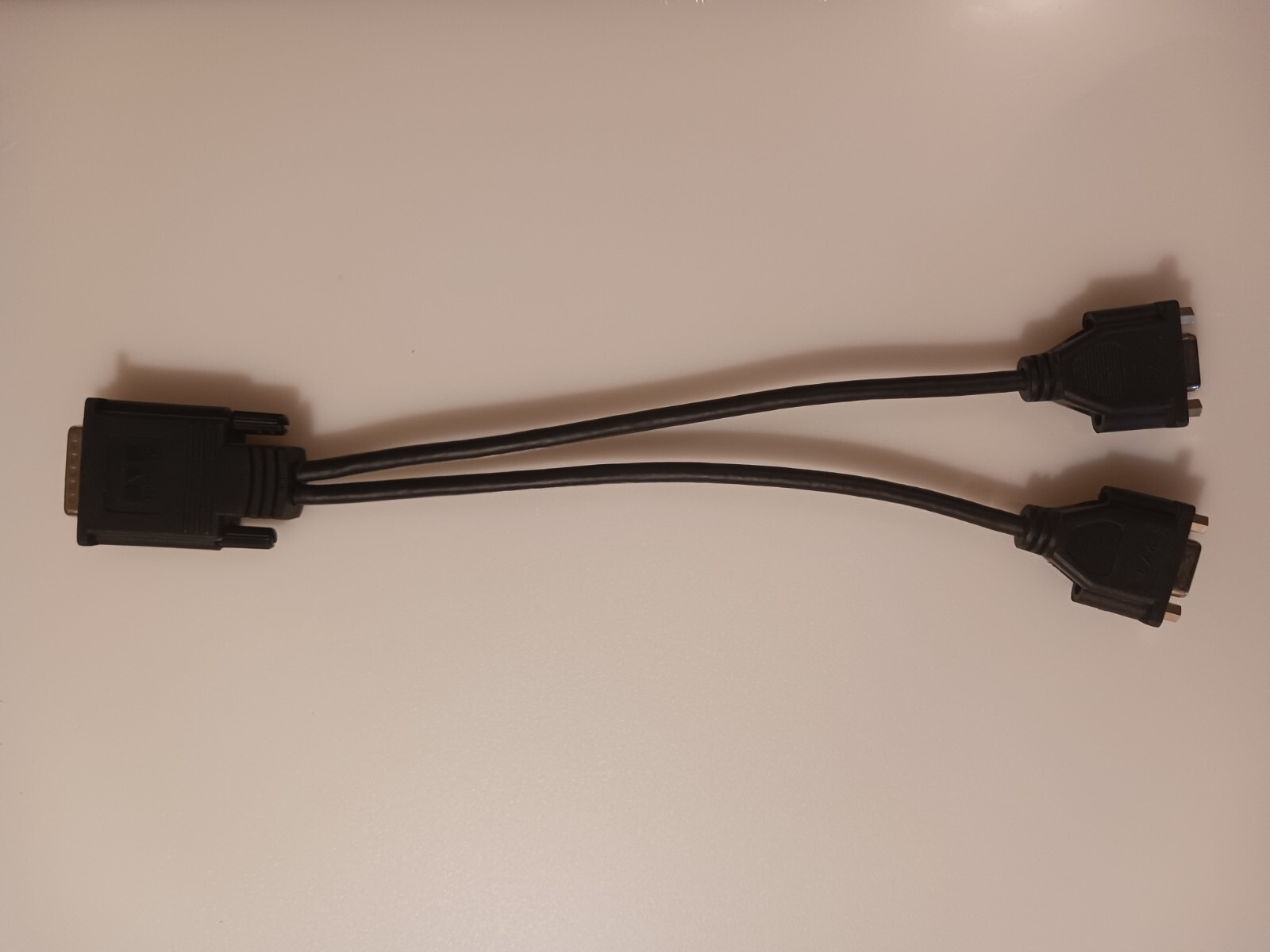 Molex DMS-60 to Dual VGA Video Breakout Cable NEW