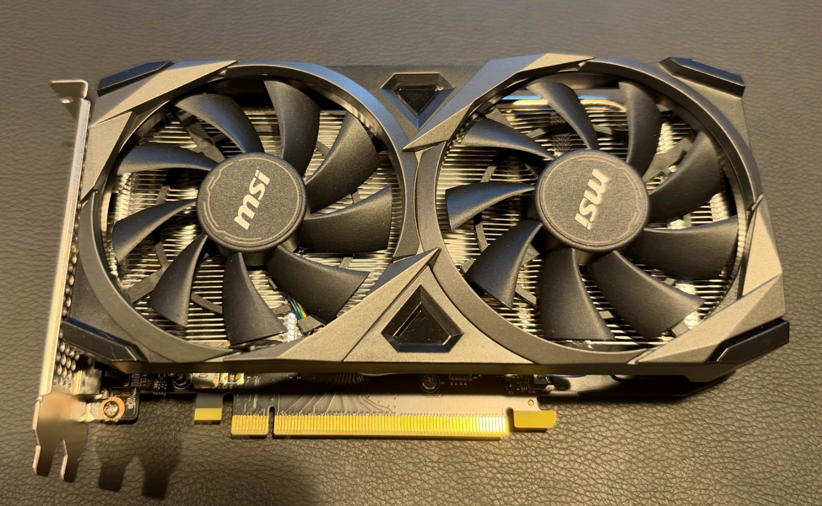 MSI GEFORCE RTX 3050 Ventus 2X 8G OC, Excellent
