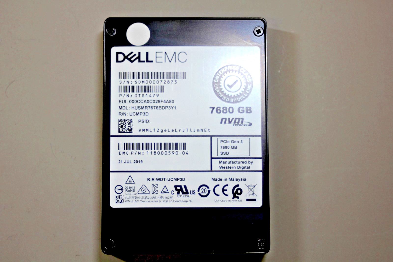 Dell EMC 7.68TB 2.5" NVME SSD 12Gb/s HUSMR7676BDP3Y1 UCMP3D 100% Health