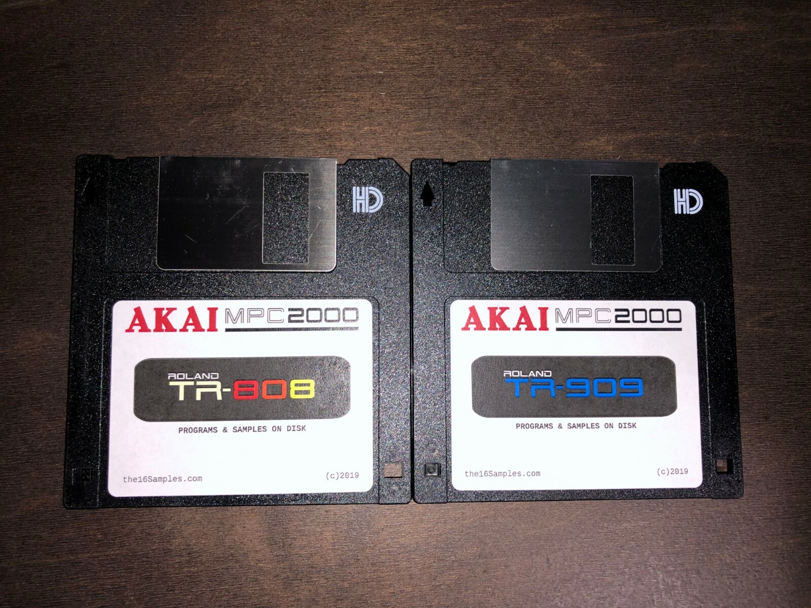 TR-808 & TR-909 Sounds for Akai MPC 2000 2000XL Drum Kit Sample Pack Floppy Disk