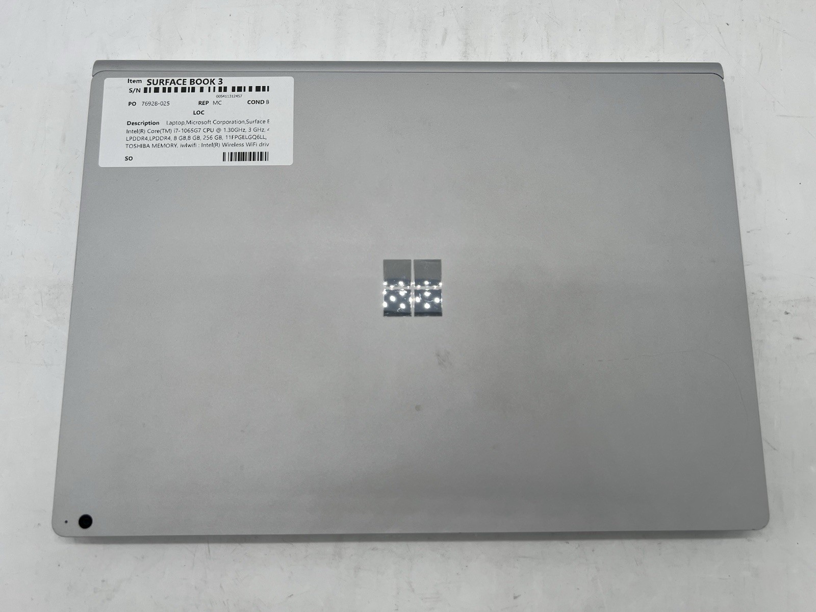 Microsoft Surface Book 3, i7-1065G7 CPU @ 1.30GHz,16GB RAM, 256GB NVMe-No OS/AC