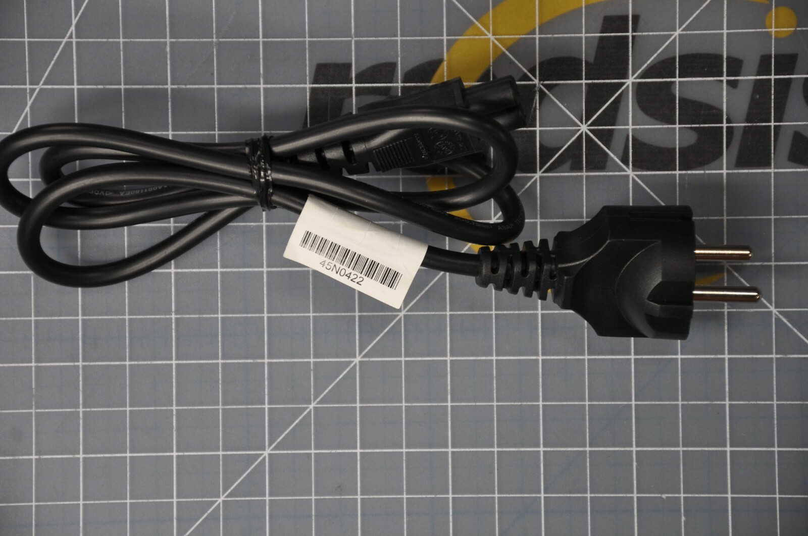 New LENOVO ThinkCentre M57p/M58 EU 1M 3PNON-LHLUX Cable 45N0422