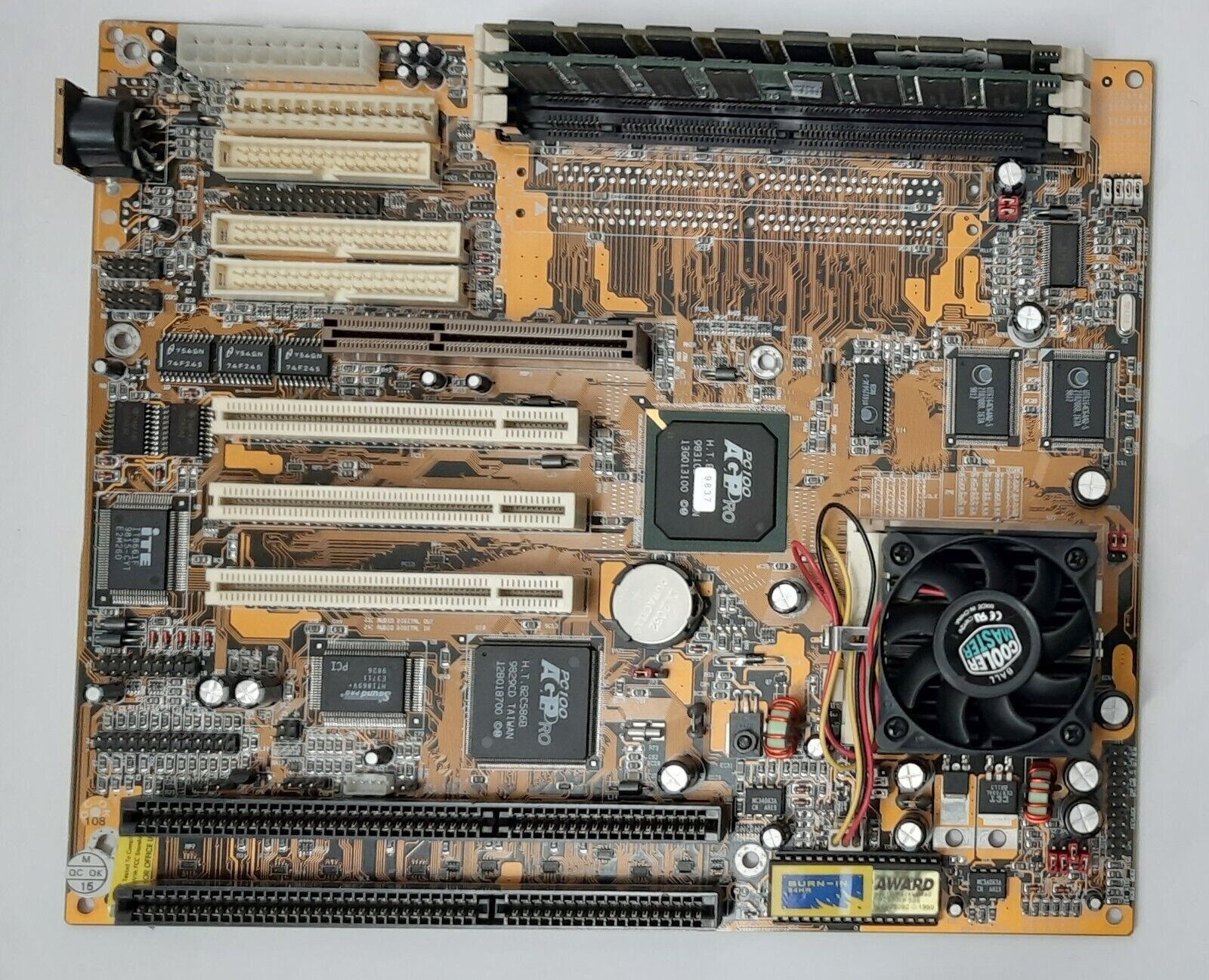PCChips M577 Super Socket 7 ISA AGP Retro Motherboard + AMD K6-2 500MHz + 256MB