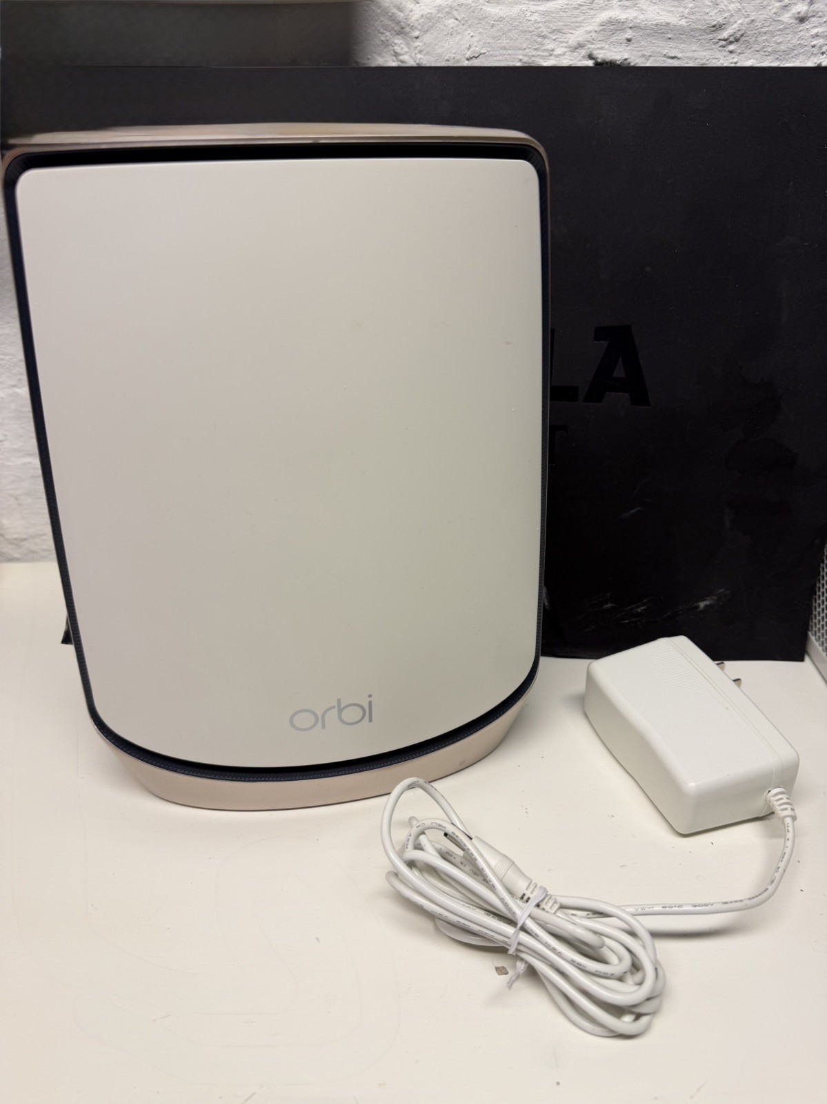 NETGEAR Orbi RBS850 Satellite AX6000 Tri-Band WiFi 6 Add-on Mesh Network