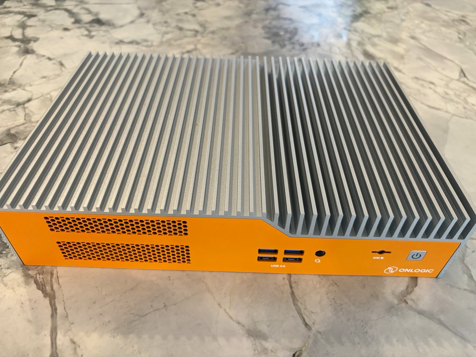 OnLogic HX600 Fanless Industrial Mini PC Desktop Silver/Orange USB/DP