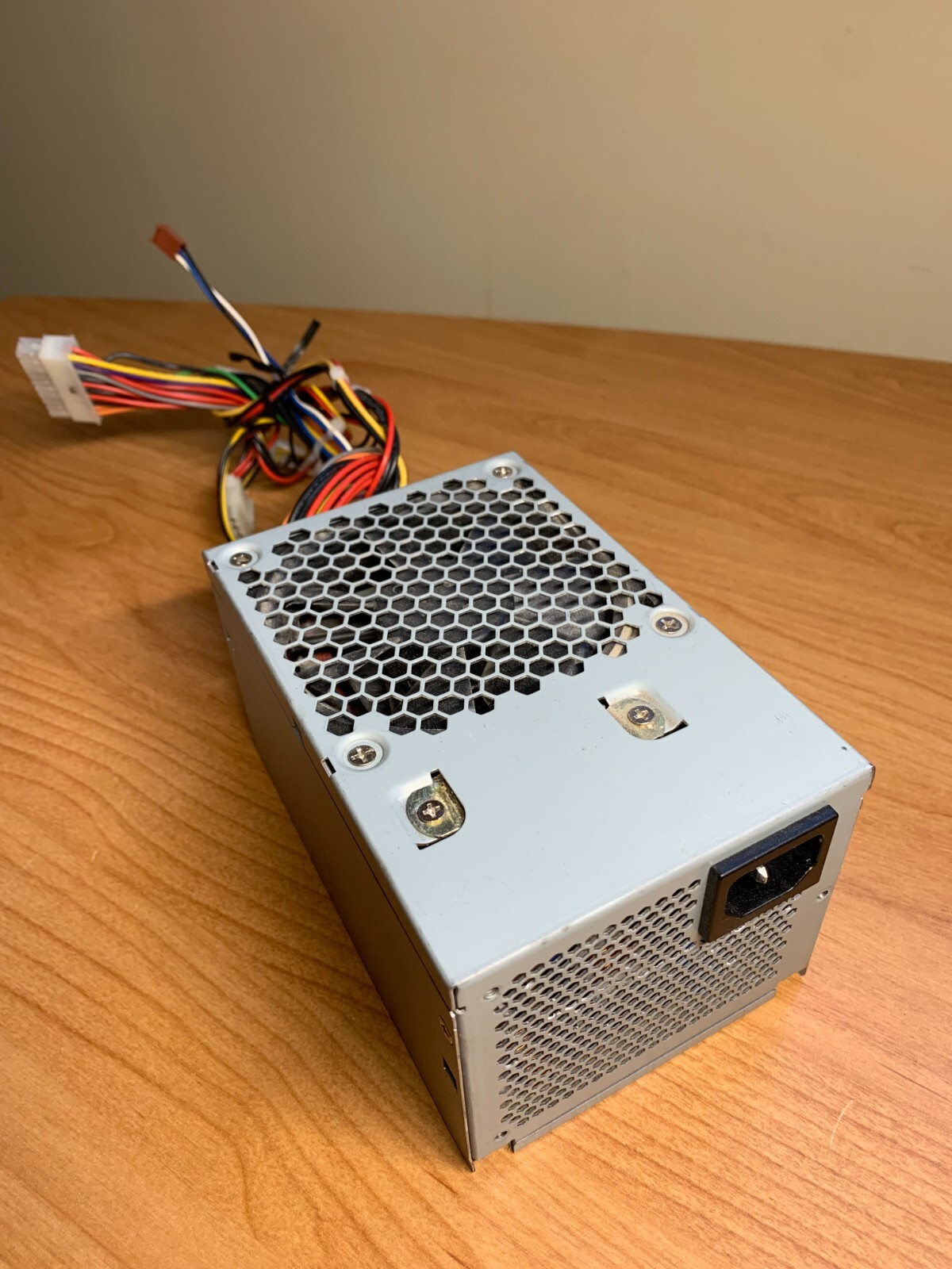 Delta Electronics DPS-150BB-2 A Rev 00 1-468-417-51 Power Supply 159.4W
