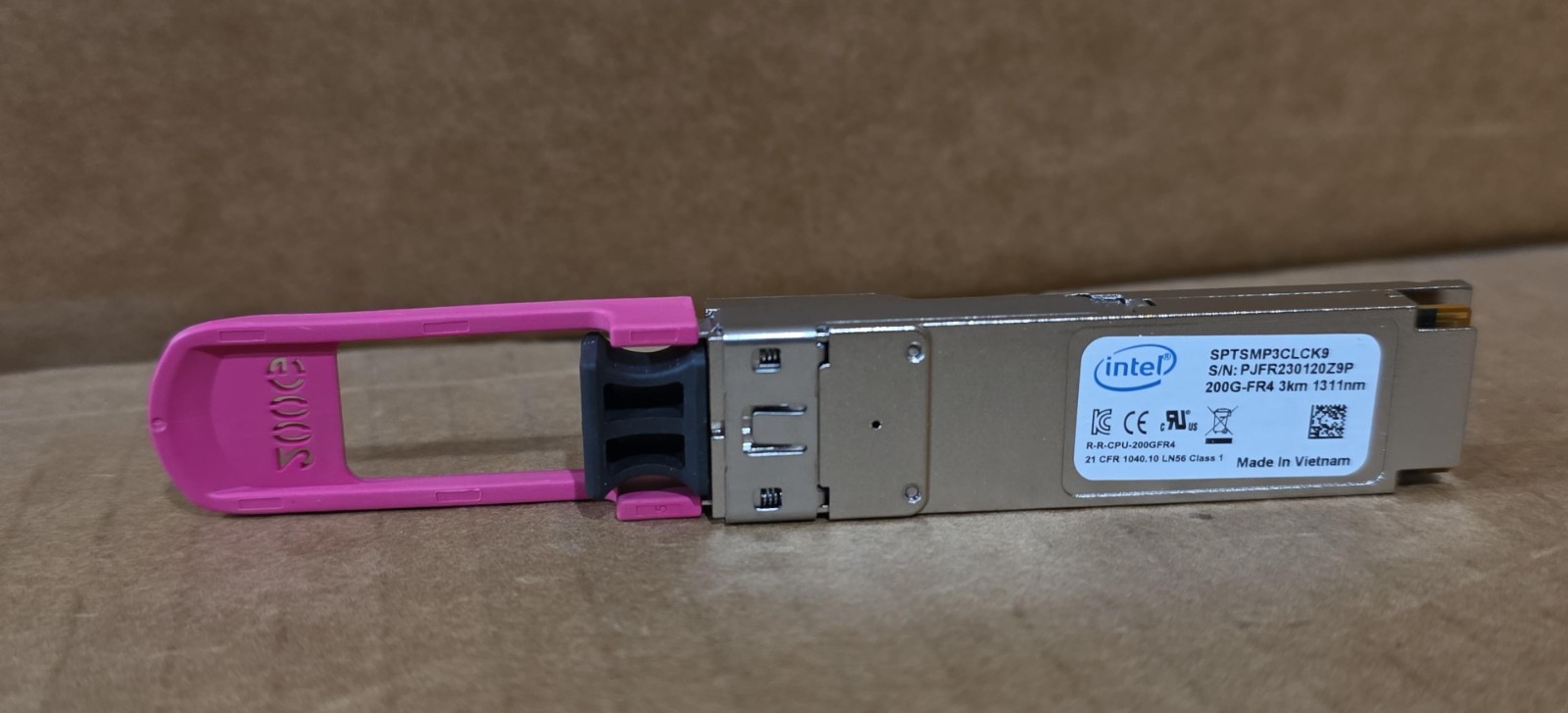 🔗 Intel SPTSMP3CLCK9 QSFP 200G-FR4 SFP+ 1310nm 10km LC Duplex SMF Transceiver